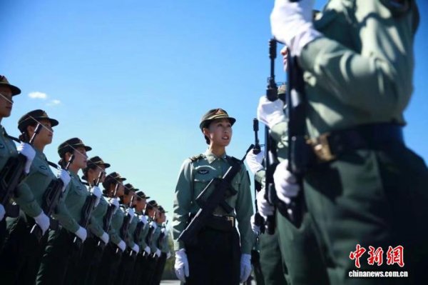 股王配资 退伍女兵回草原：祖国繁荣我们来守护